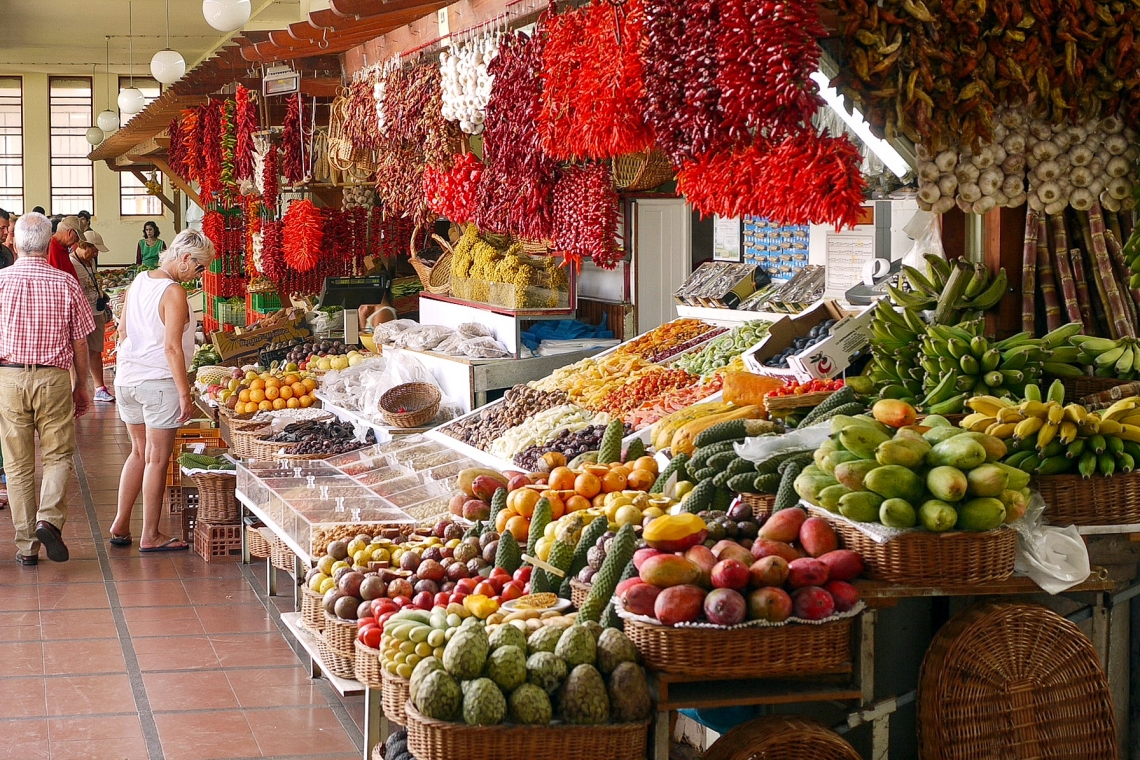 Mercado dos lavradores Peter B 49249600446_623c380cce_o flickr