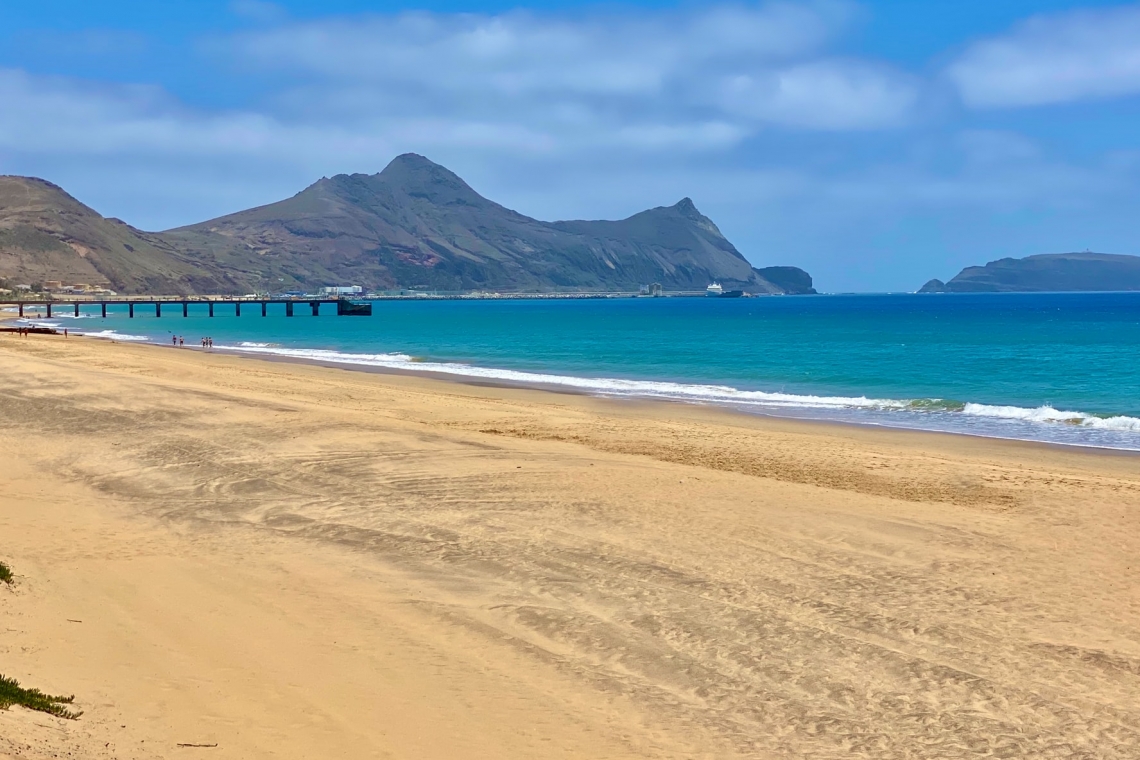 marco-pires-Zq1fvSlkXUE-unsplash PORTO SANTO Av Henrique Viera de Castro Madeira